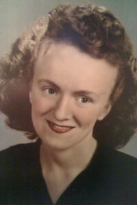 JoAnne, a Meals on Wheels recipient, at home